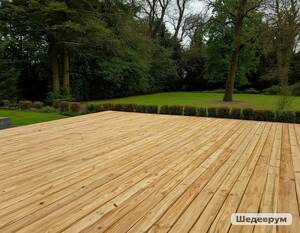 Террасная доска из лиственницы: особенности, преимущества и правила выбора