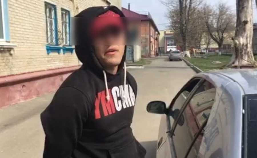 В Брянске задержали 24-летнего узбека с поддельным паспортом