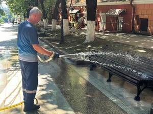Мэрия: город Брянск чистят и умывают и днём и ночью