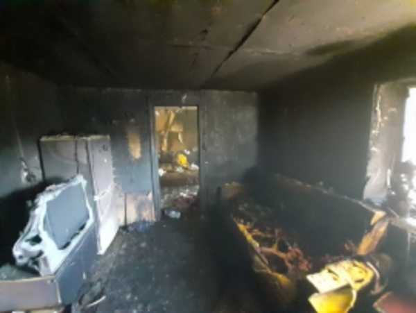 В Новозыбкове сгорел частный двухквартирный дом