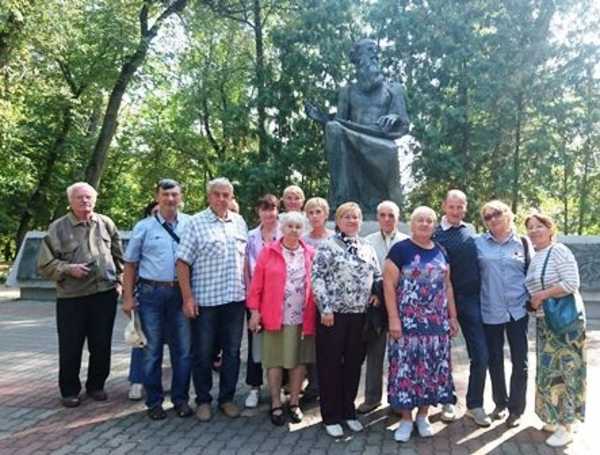 Совет ветеранов Брянскэнерго посетил достопримечательности Трубчевска