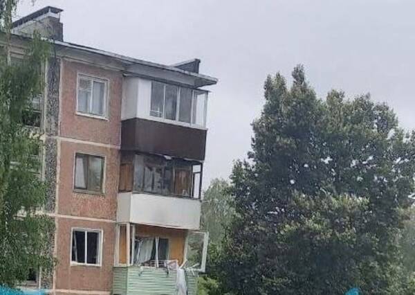 Взрыв в многоэтажке в Володарском районе встревожил жителей Брянска