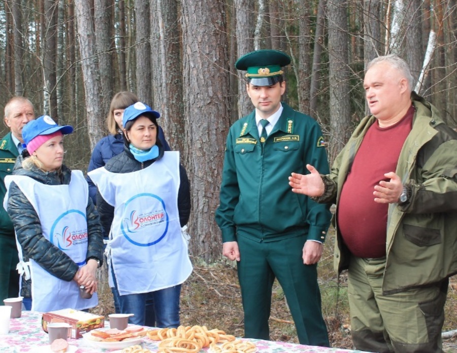 Суземские школьники поучаствовали в акции «Всероссийский день посадки леса»