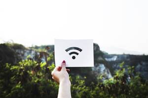 «Ростелеком» развернул Wi-Fi на первой умной спортплощадке Брянска