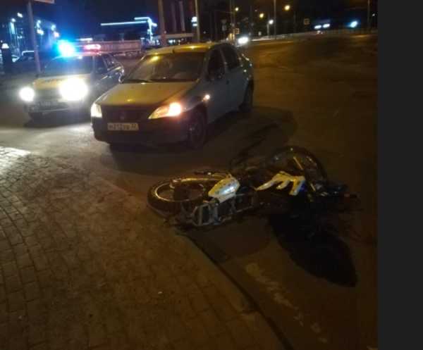 В Брянске на Телецентре 16-летний парень на мопеде разбил голову