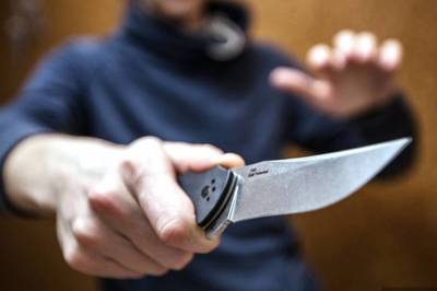 В Унече пьяный молдаванин с ножом напал на женщину 