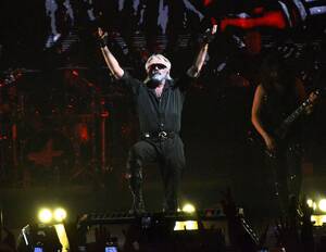 Легендарный Константин Кинчев дал юбилейный концерт в Брянске