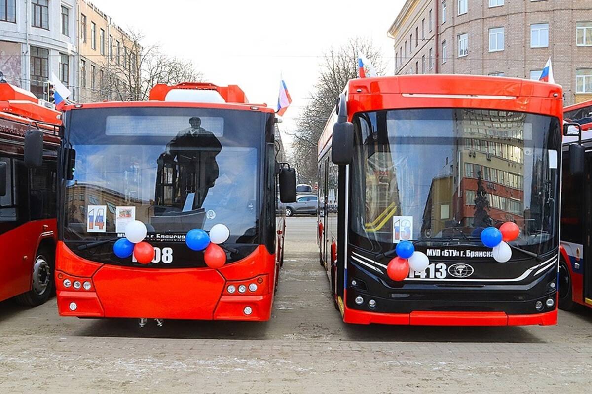 В городской автопарк Брянска приехал 29-й троллейбус