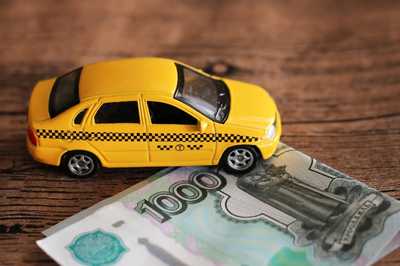 Брянский водитель рассказал об опасности дешевых цен на такси