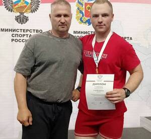 Брянский спортсмен завоевал золото Первенства России по пауэрлифтингу