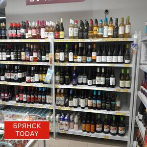 Брянские продавцы наживаются на подростках, пренебрегая законом