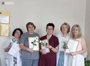 В Брянске вручили награды Минздрава сотрудникам детской больницы