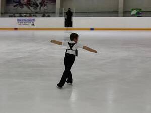 В Дятьково прошло открытое первенство района по фигурному катанию