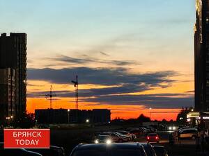 Небо за нас: в Брянске облака на закате сложились в букву Z