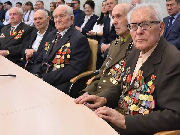 Брянские ветераны по указу президента получат выплату к Дню Победы