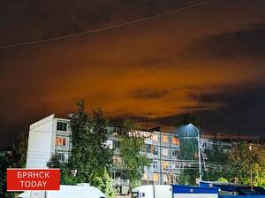 В ночном небе над Брянском продолжаются воздушные битвы