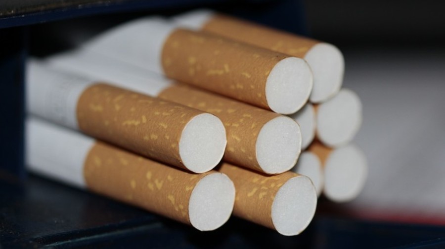 В Новозыбкове из магазина украли сигареты на 15 тысяч рублей