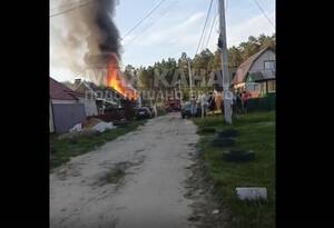 Жители Дятьково сообщили о взрыве и жутком пожаре
