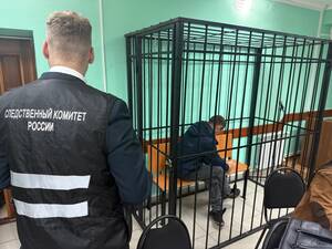 В Навле пьяный мужчина набросился на женщин с молотком и отверткой