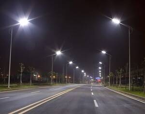 В Брянске обновили почти все уличные светильники