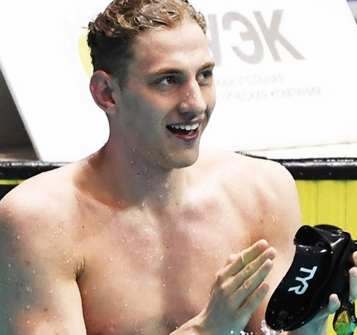 Брянский пловец Илья Бородин завоевал золото на II этапе «Игр дружбы»