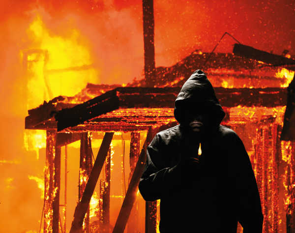 Житель Жуковки из ревности сжег 5 домов родственников бывшей жены