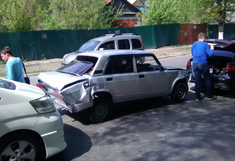 Авто брянская область. ДТП В Брянске за последние 3 дня. Авария в Брянске на пушке. Сегодня авария в Брянске на пушке. Брянск Тудей происшествия сегодня.