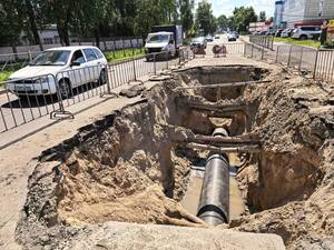 На Советской в Брянске поменяют 100 метров канализационного коллектора