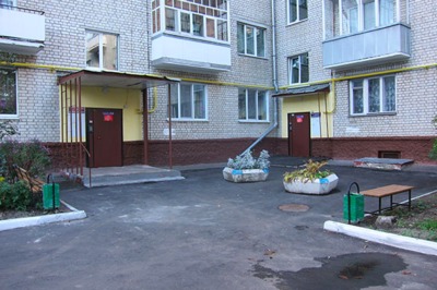 В Брянске за лето отремонтировали лишь 5 дворов многоэтажек