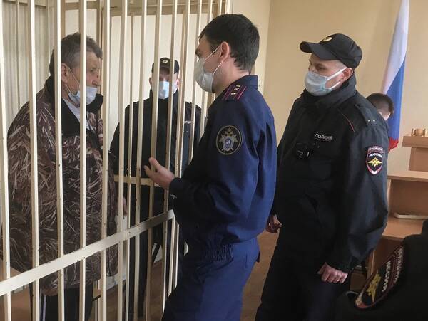 В Брянске для расстрелявшего участкового пенсионера просят 20 лет лишения свободы