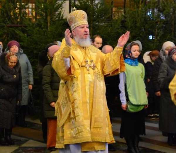 Брянский митрополит Александр выступил с Рождественским посланием