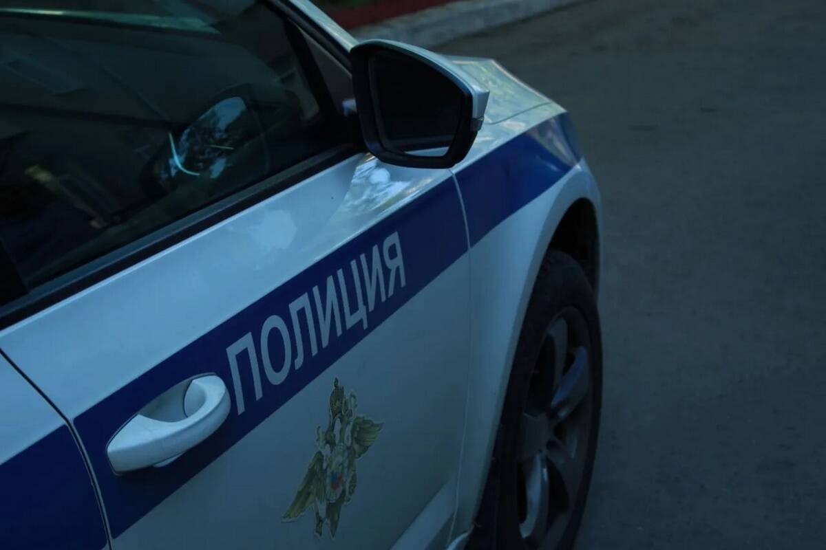 В Брянске полицейского строго наказали за опоздание на работу на 20 минут