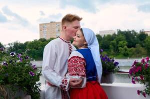 «Лучше свадьбы и придумать нельзя»: студенты БГУ скрепили сердца в Национальном центре «Россия»