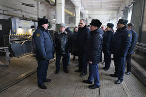 Брянские власти обсудили закупки продукции у колонии