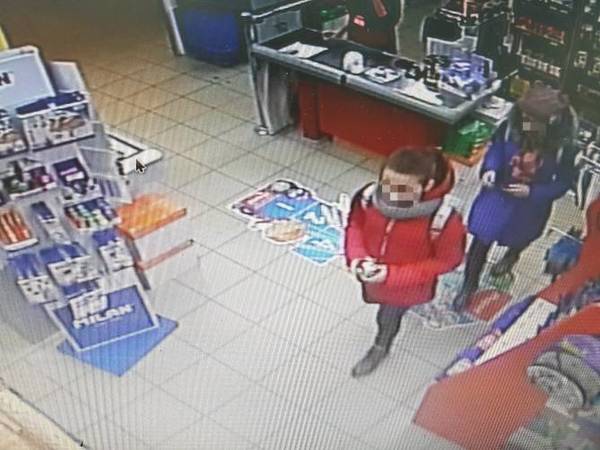 В Брянске в краже из магазина обвинили двух девочек