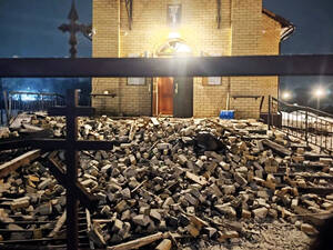 Ракетный удар разрушил церковь в Выгоничах, люди чудом уцелели