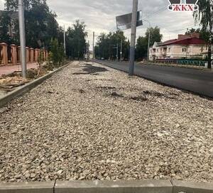 В Брянске возле лицея №2 появится парковка для машин родителей