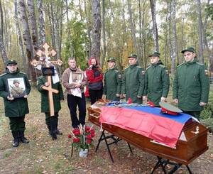 Брянцы простились с погибшим в СВО экс-директором сельхоздепартамента Ториковым