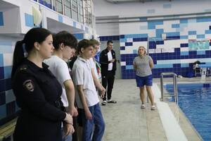 Чемпион мира по плаванию провёл мастер-класс для брянских лицеистов