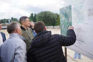 Ковальчук проверил строительство дороги-дублёра Карачижской в Брянске
