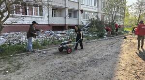 В Брянске продолжают устранять последствия ночной атаки ВСУ