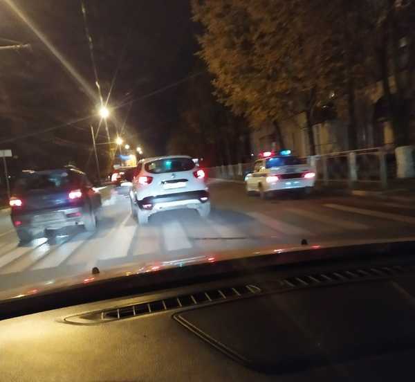 В Брянске автоледи сбила 50-летнюю женщину на улице Пушкина