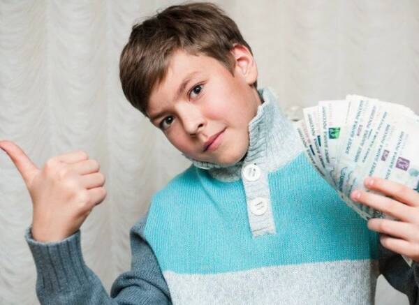 Брянские семьи получили более 4,5 млрд рублей на детей до 16 лет