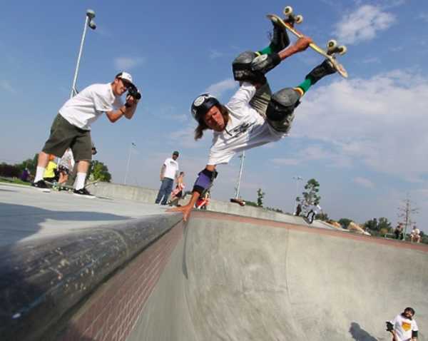 В Брянске в Майском парке оборудуют скейт-парк