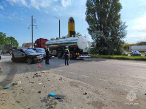 В ГИБДД рассказали подробности массового ДТП с молоковозом
