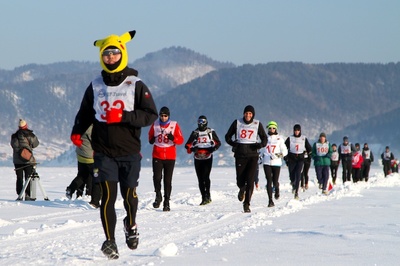 Брянцы пробежали Байкальский ледовый марафон