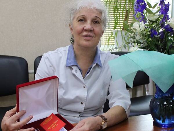 Брянский врач Галина Почтенная награждена медалью «За вклад в развитие онкологии»