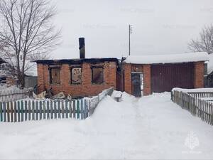 Вспыхнул жилой дом в Гордеевском районе, есть пострадавшие