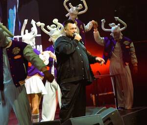 Вышел на сцену, и сразу как дома: Сергея Жукова восхитил брянский зритель