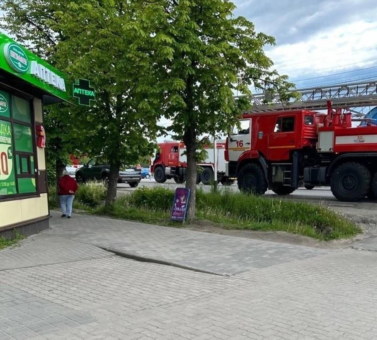 В торговом центре Новозыбкова Брянской области упал грузовой лифт